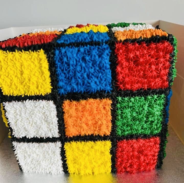 SK1/6 (3 Lbs Fondant Rubik's Cube Cake) | Taste E Buds