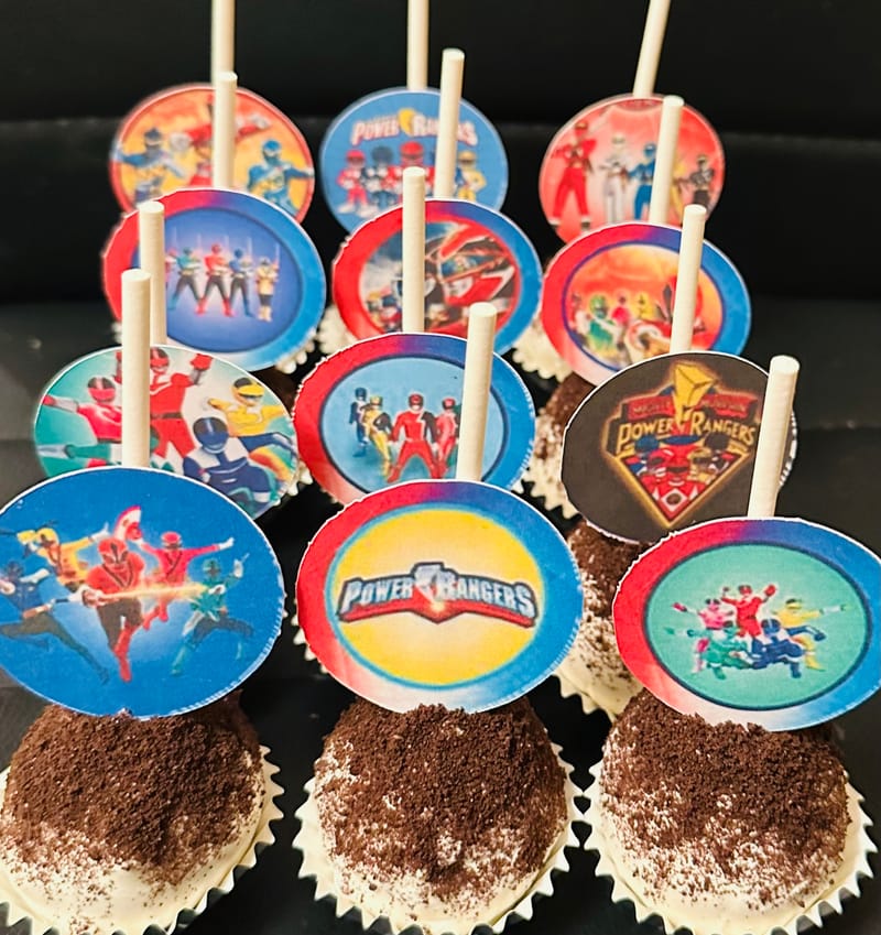 Oreo Cookie Power Ranger Cake Pops - Cabbit Cakes