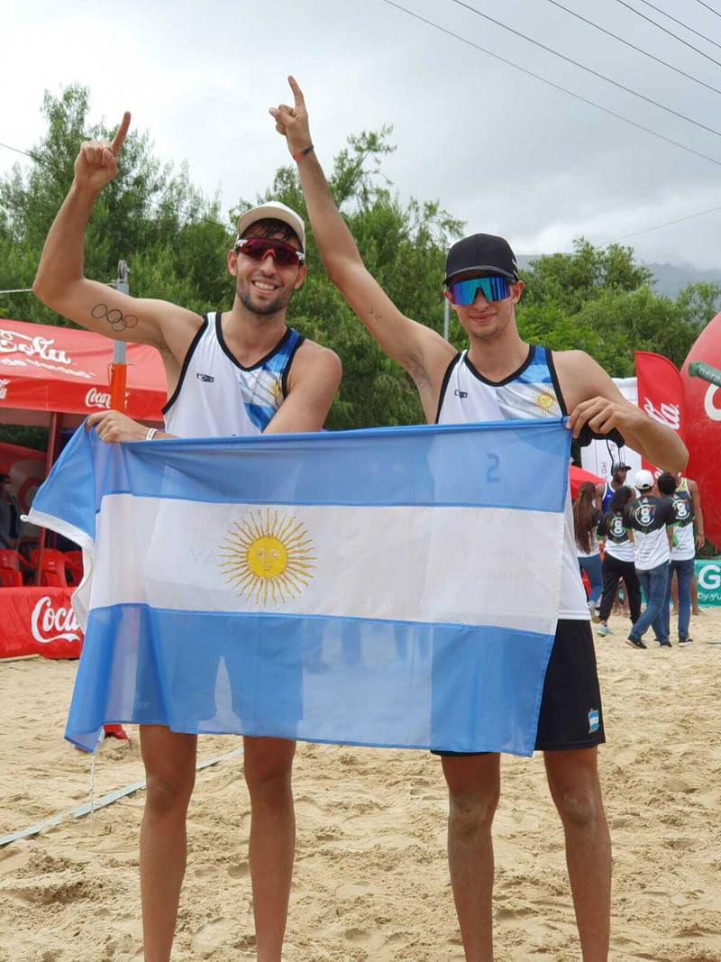 BeachVolley ¡Gallay/Churin y Capogrosso/Capogrosso, en la final del CSVP en  Cayena! SF: Gallay/Churin 🇦🇷 vs Gabi/Jullienis 2-0 (21-15…