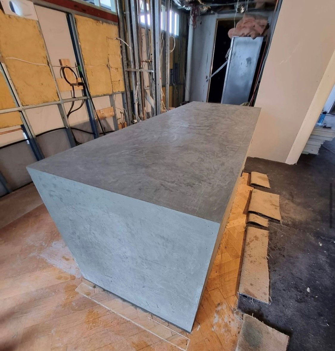 Penthouse Brisbane City Concrete Kitchen Bench