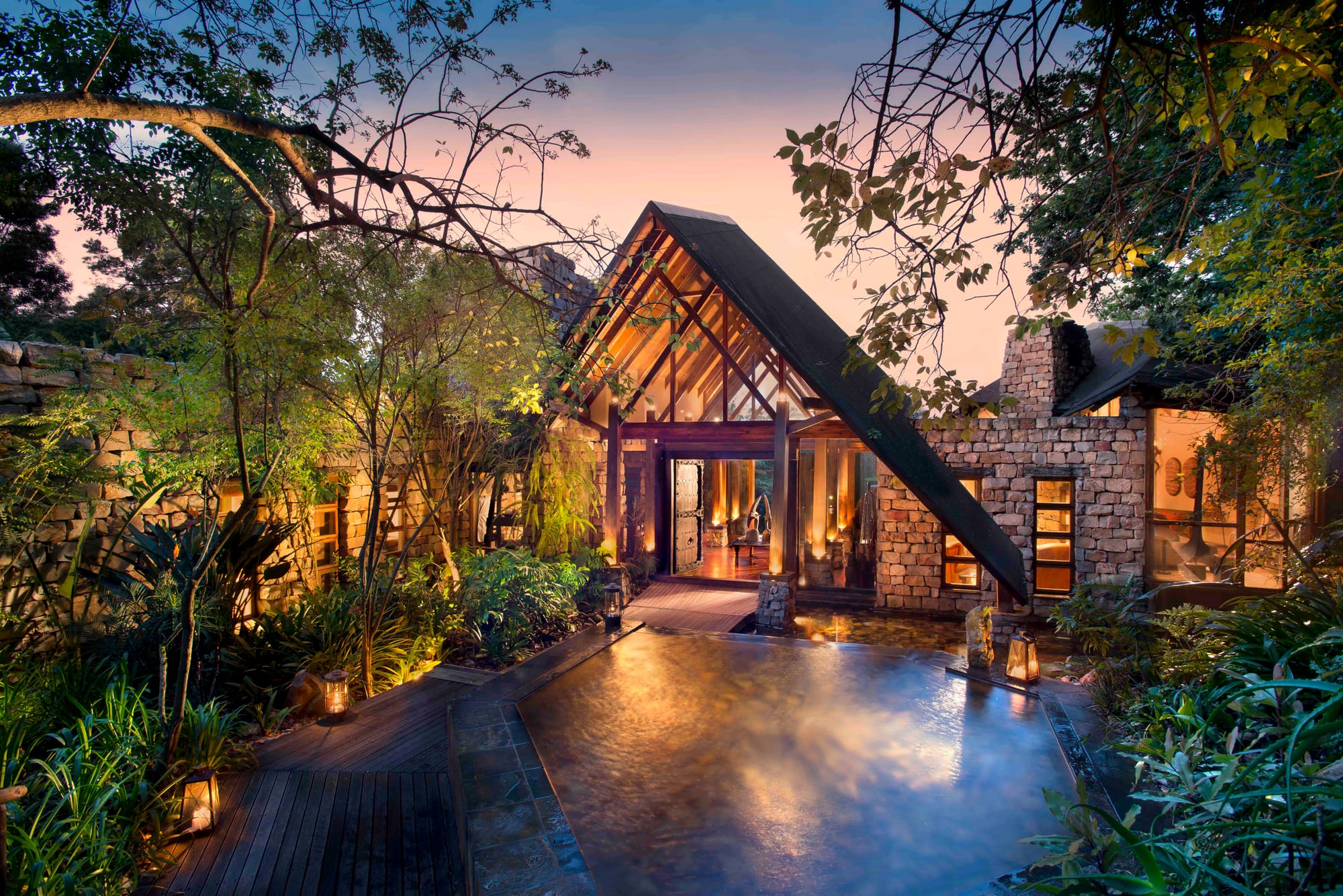 Tsala Treetop Lodge sweetens the ultimate staycation this winter with a South African Rates special of less 45%