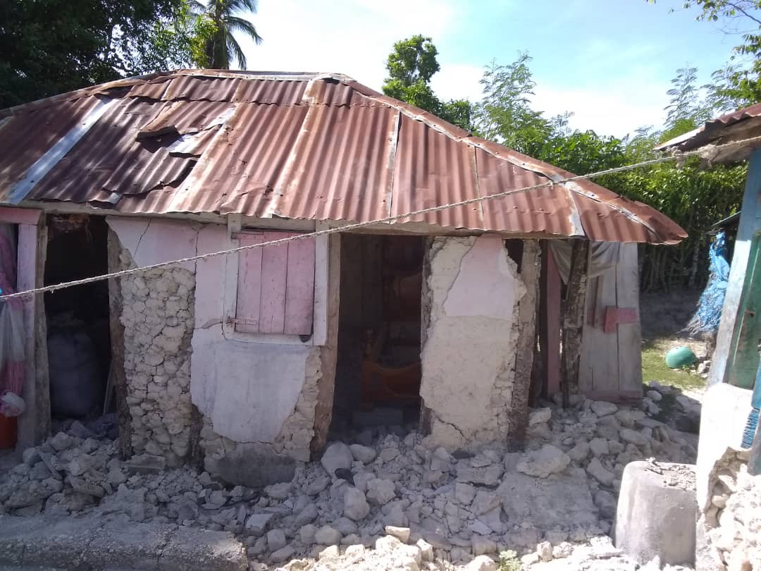 8/17/21 Tricon home damaged by earthquake