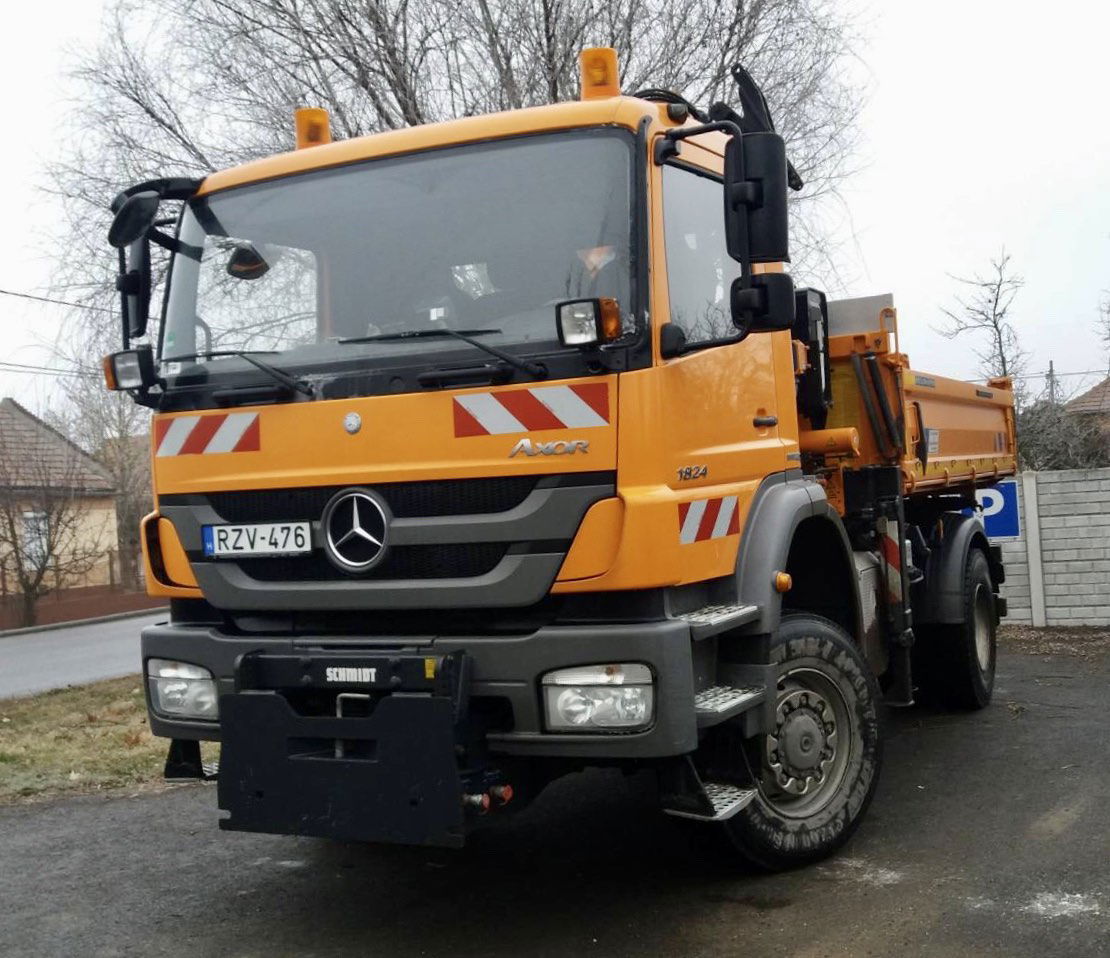 MERCEDES-BENZ AXOR 1824