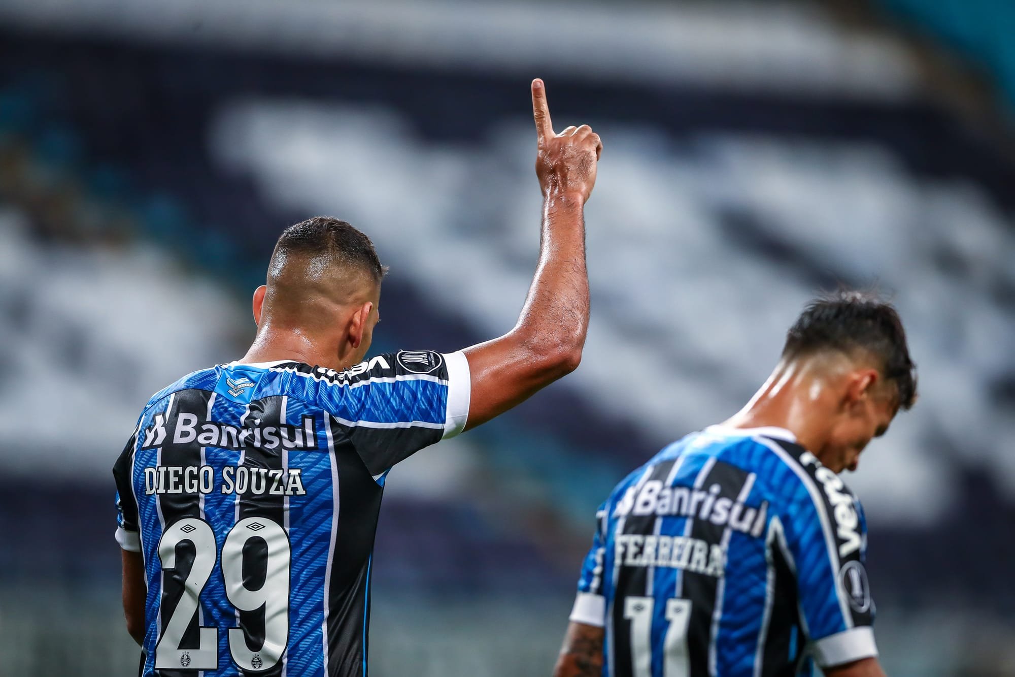 Grêmio goleia Ayacucho na pré-Libertadores