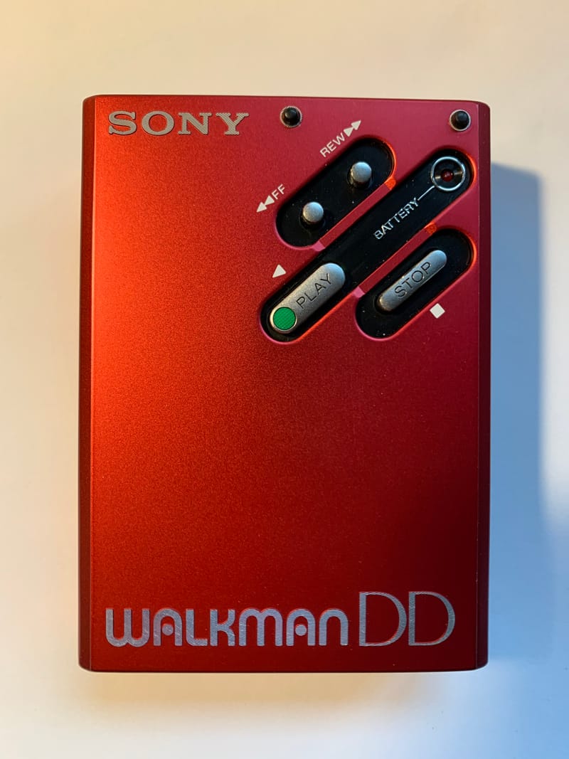 Sony Walkman DD - Vintage-Cassettes.com