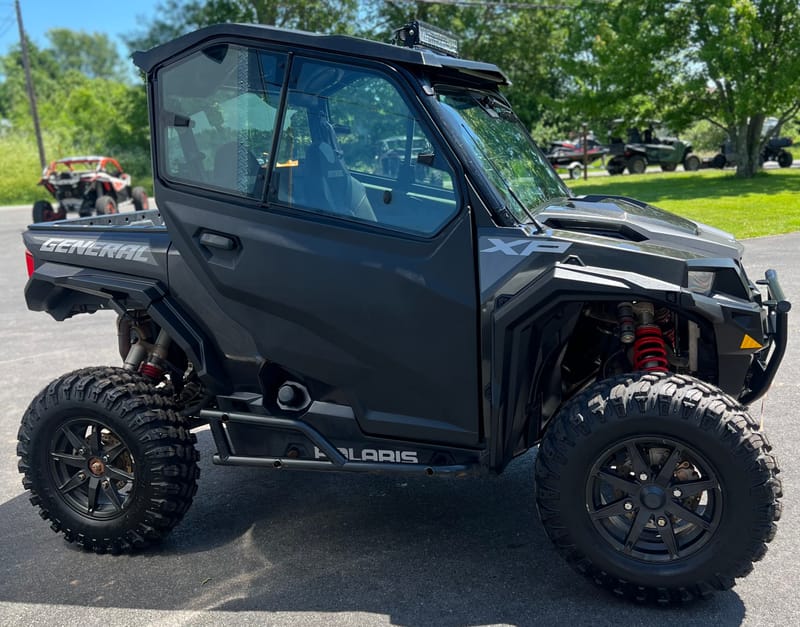 2021 Polaris General XP 1000 Deluxe Ride Command Smooth Riding