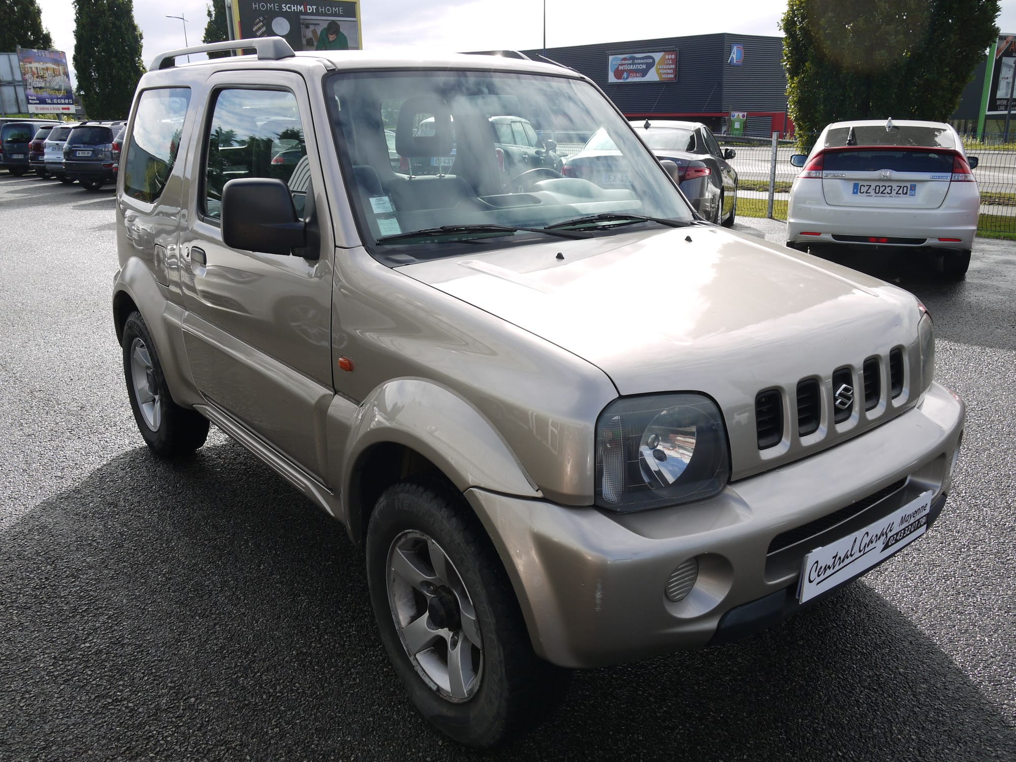 SUZUKI JIMNY 1.3L 81CH LUXE AUTOMATIQUE