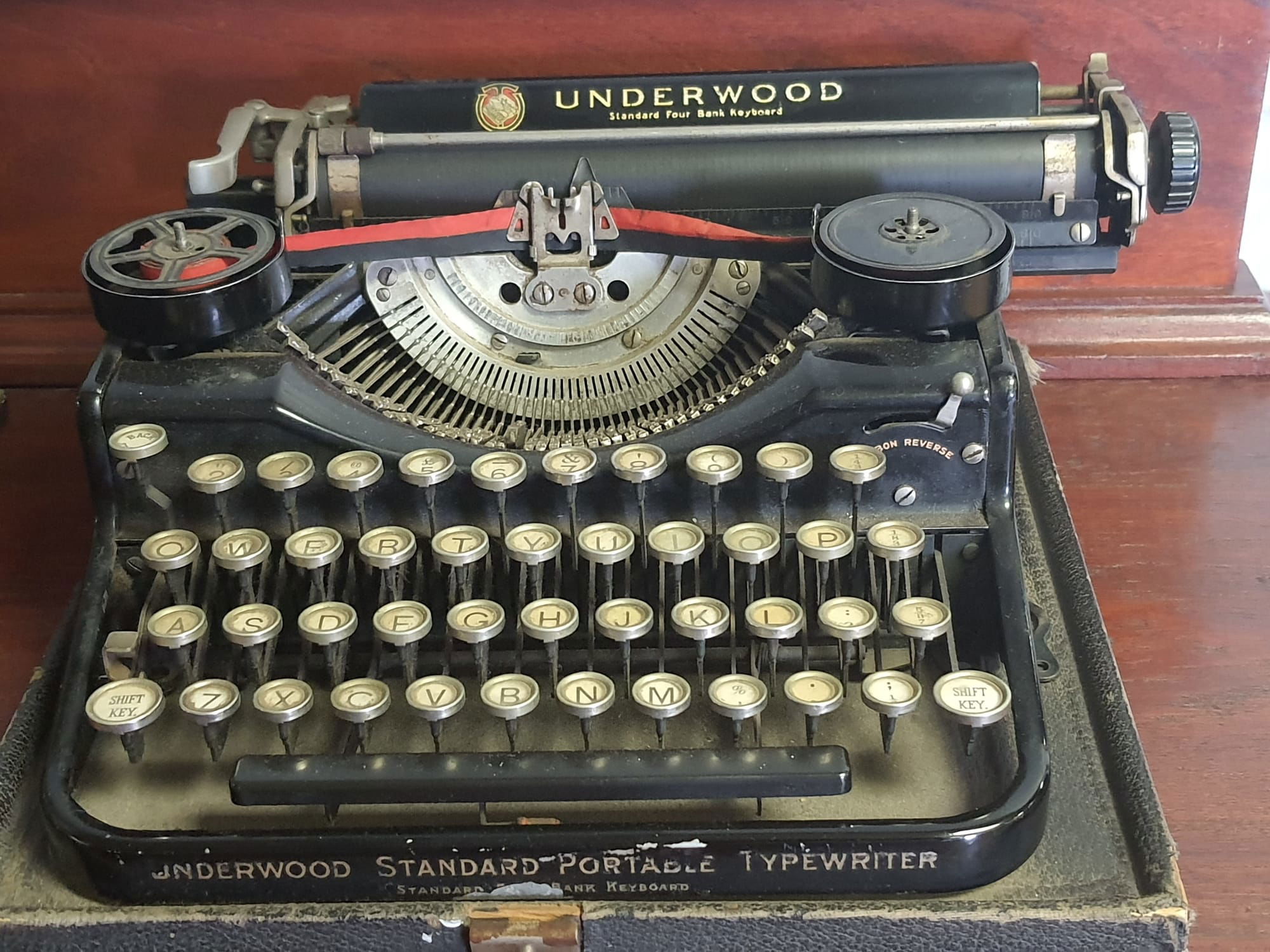 Underwood 1917 travelling version. Equivalent to a notebook today.