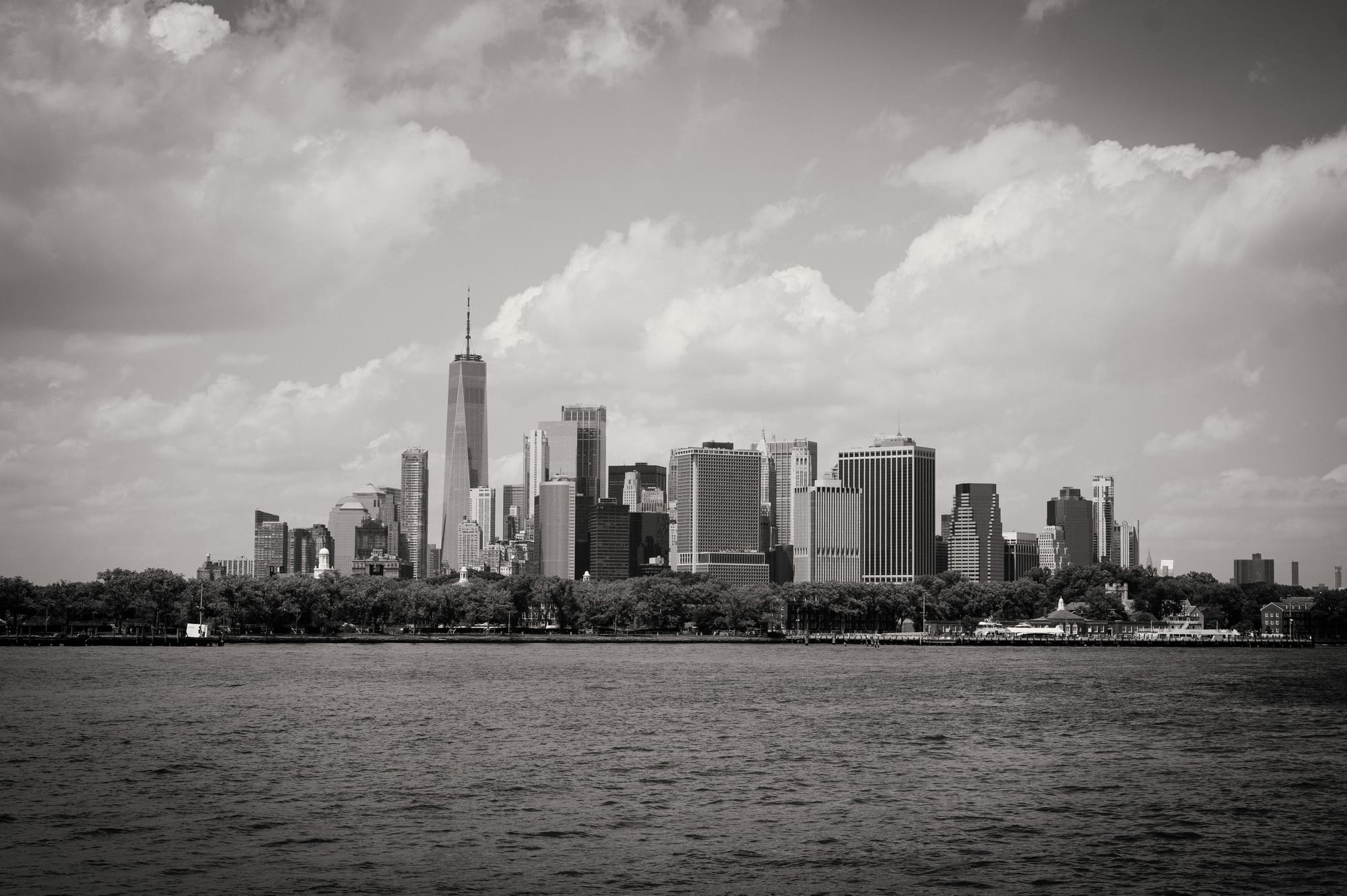 MANHATTAN, NY VIEW FROM STATEN ISLAND FERRY | B&W