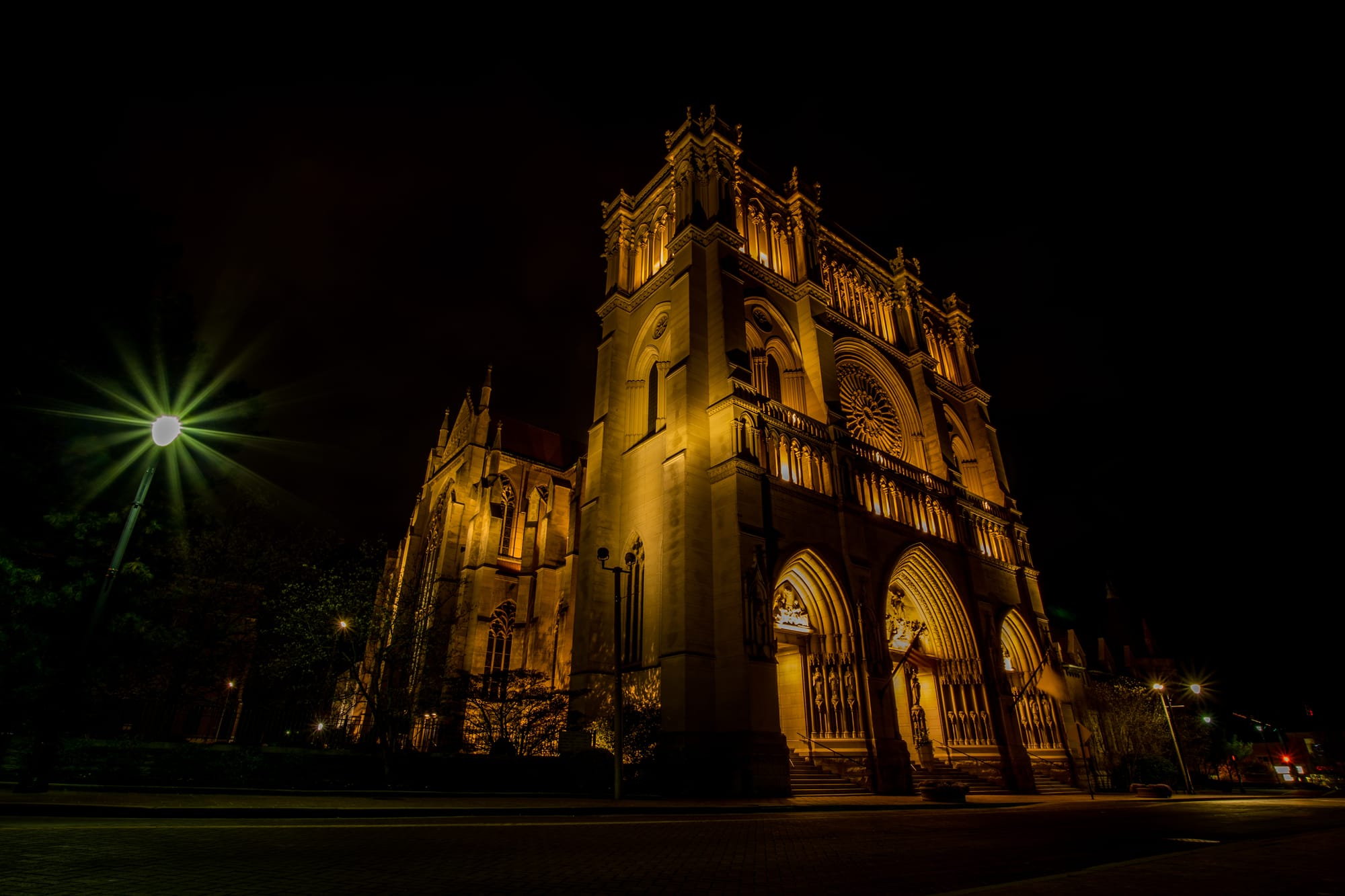 CATHEDRAL BASILICA OF THE ASSUMPTION COVINGTON, KY