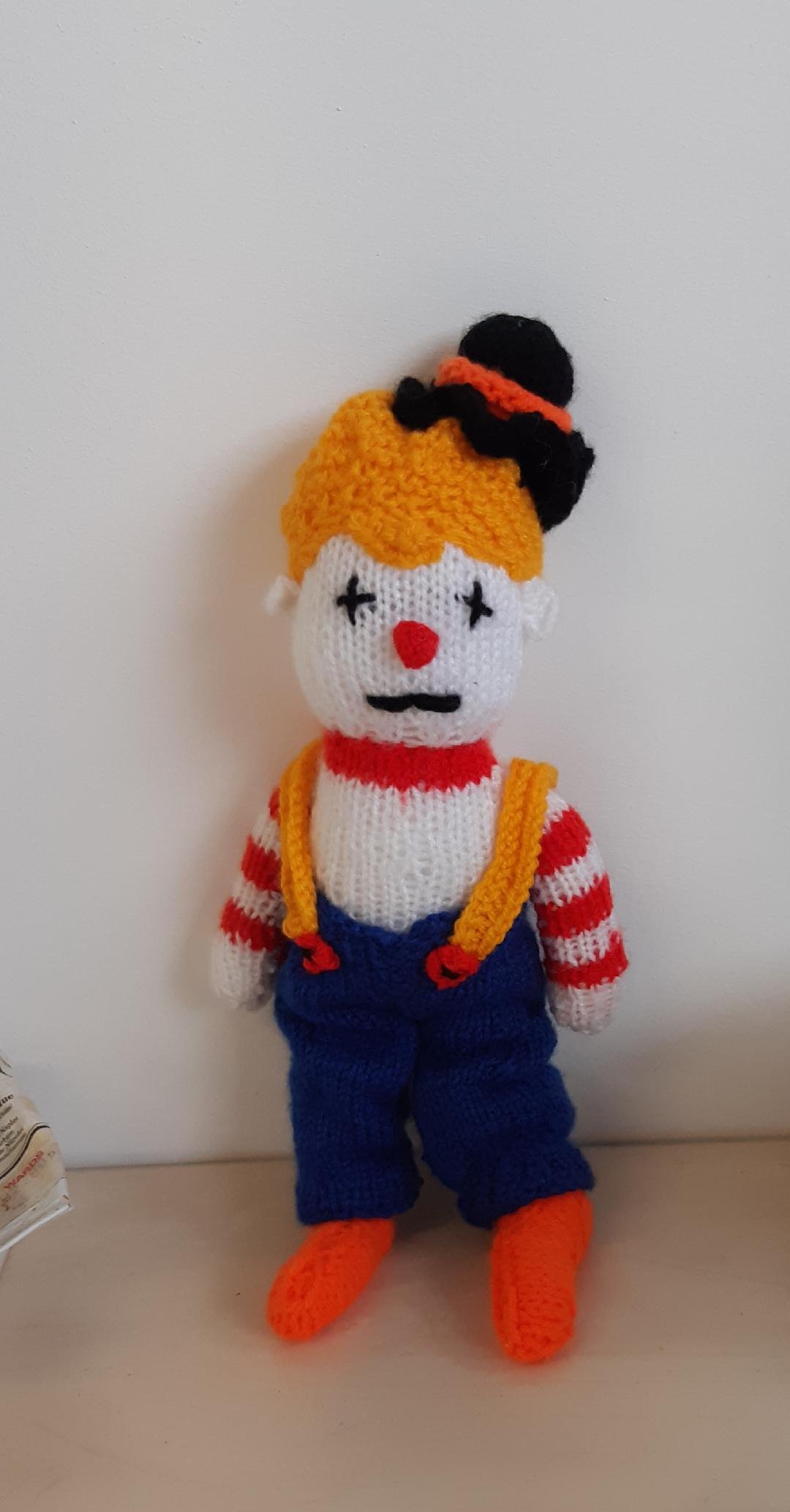 Knitted Clown