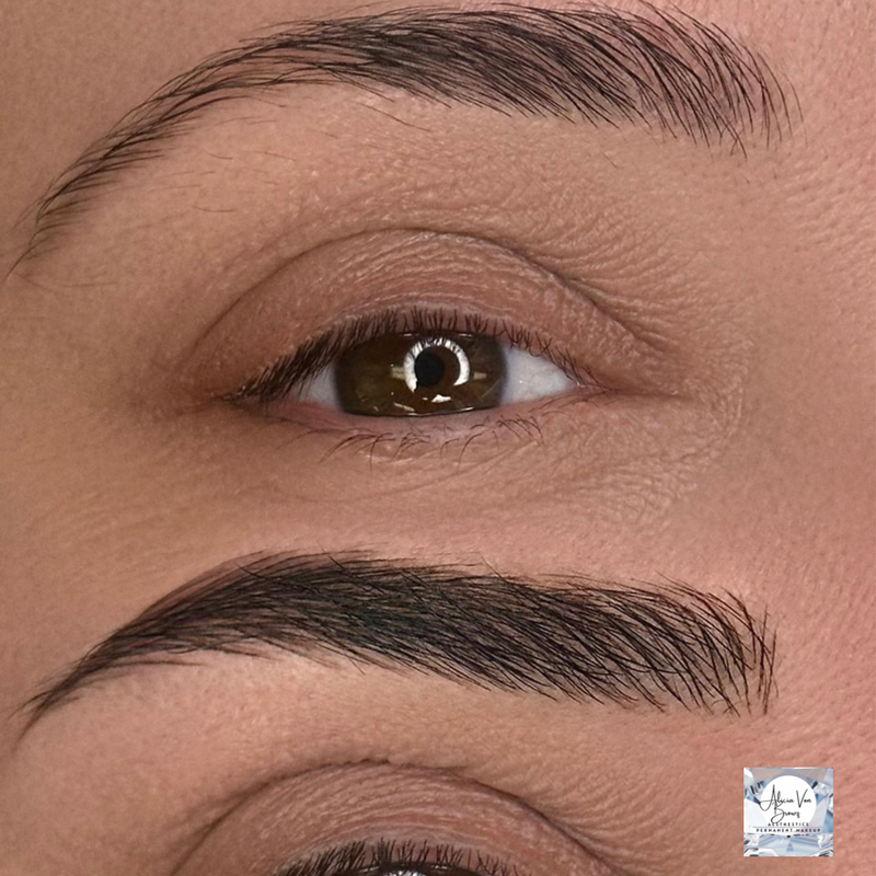 Eyebrow Microblading