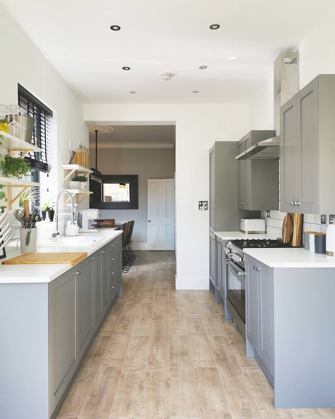 Builders on this project to extend and build galley style kitchen extension in Wandsworth