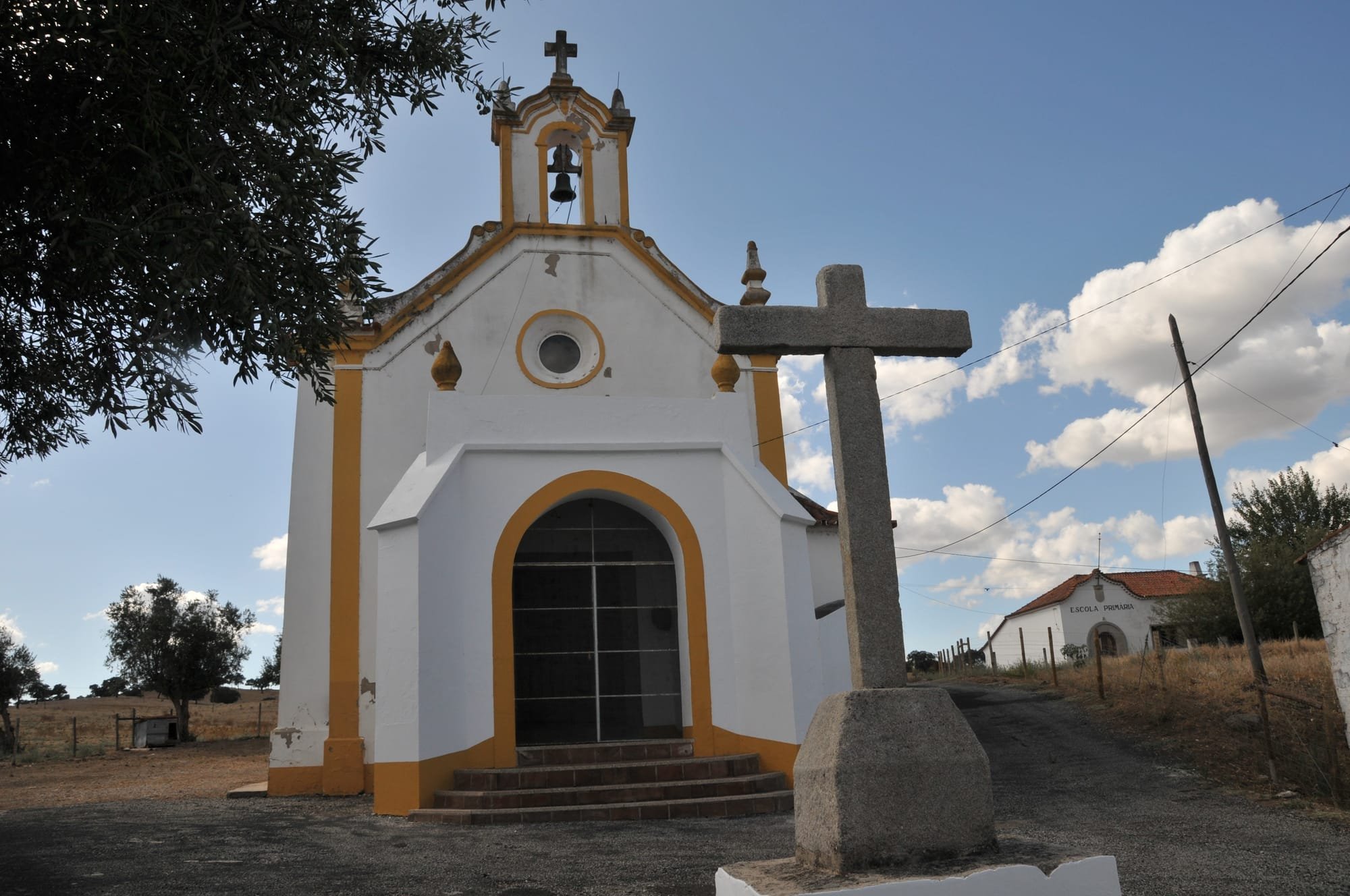 Igreja Paroquial de São Brissos