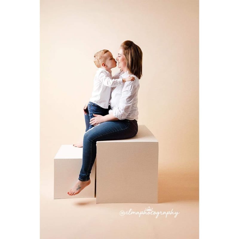 One Posing Block Cube Photoprops.uk