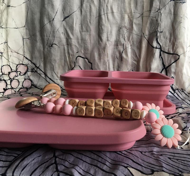 IS IT SAFE TO USE PACIFIER CLIPS FOR YOUR BABY??