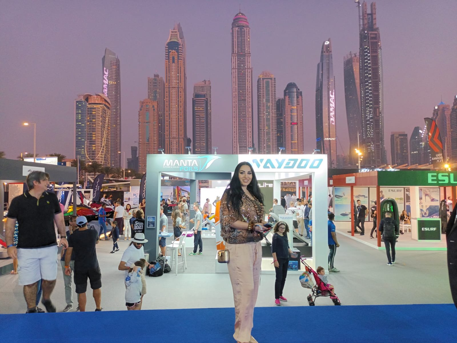 رئيسة مجلس إدارة مجموعة تايغر العالمية ورئيسة نادي تايغر للأعمال تزور معرض Dubai International Boat Show 2022