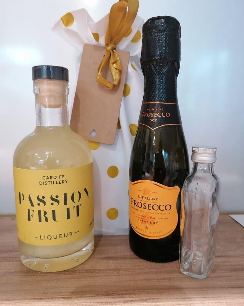 Passion Fruit Gin Fizz Gintroductions