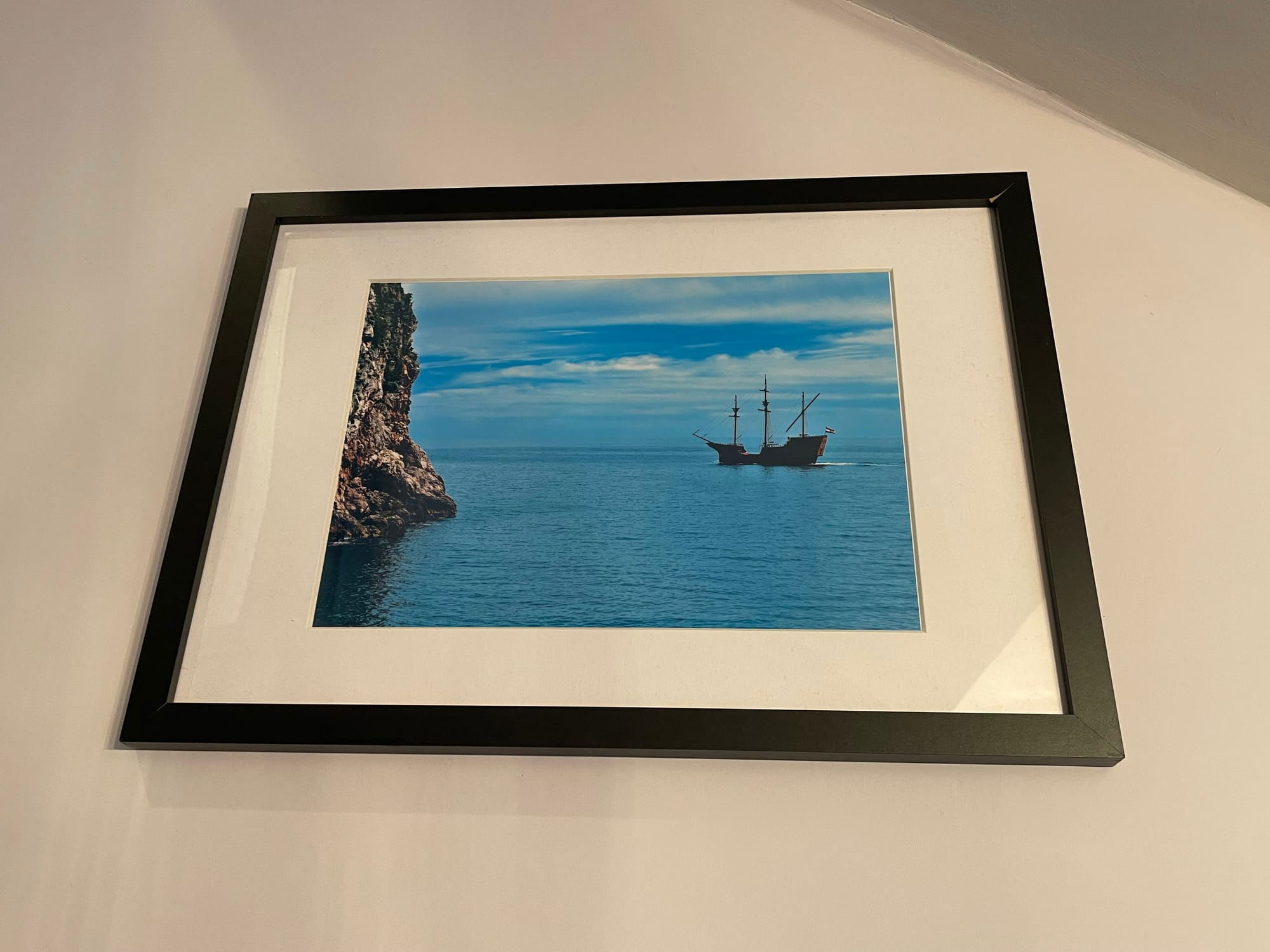 Photography size 210mm x 297mm with mount displayed in A3 frame.