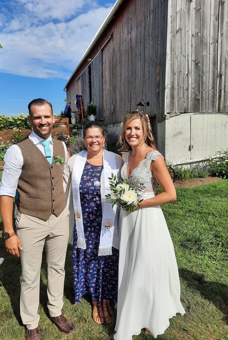 Officiant Cindilee, Nokomis Migizinz
