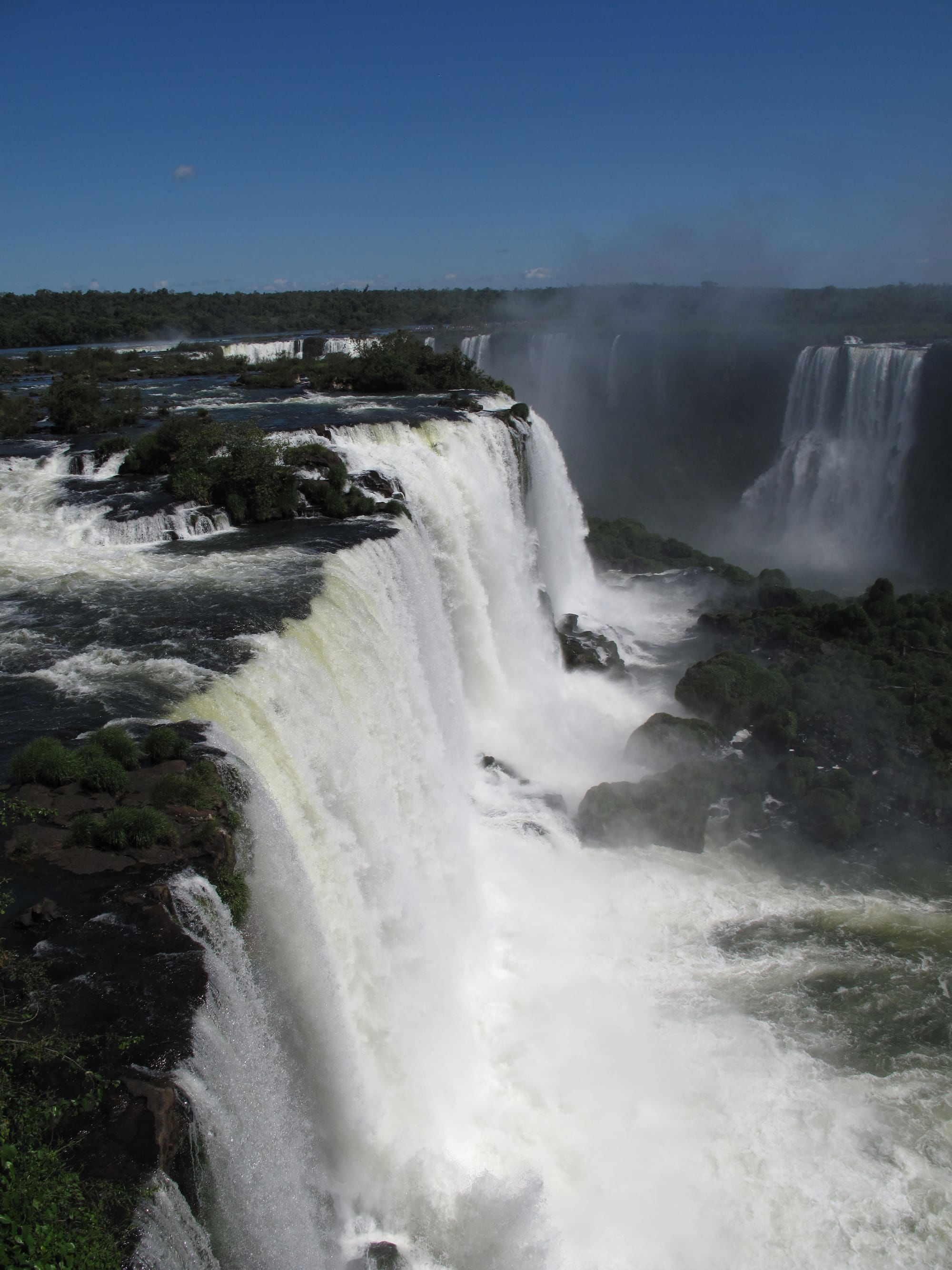 Iguasso Falls