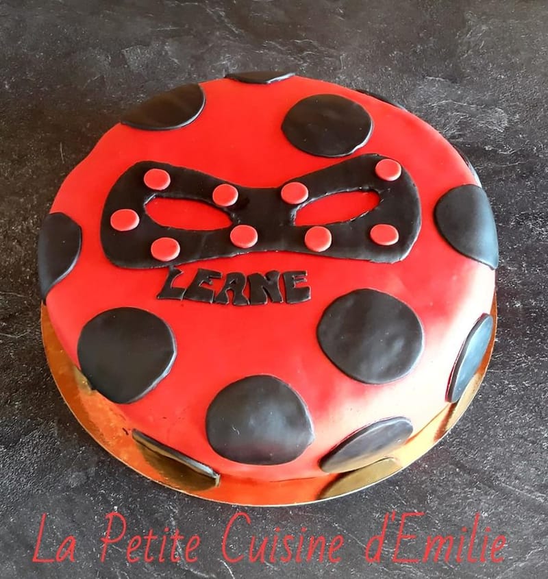 Gateau Ladybug La Petite Cuisine D Emilie