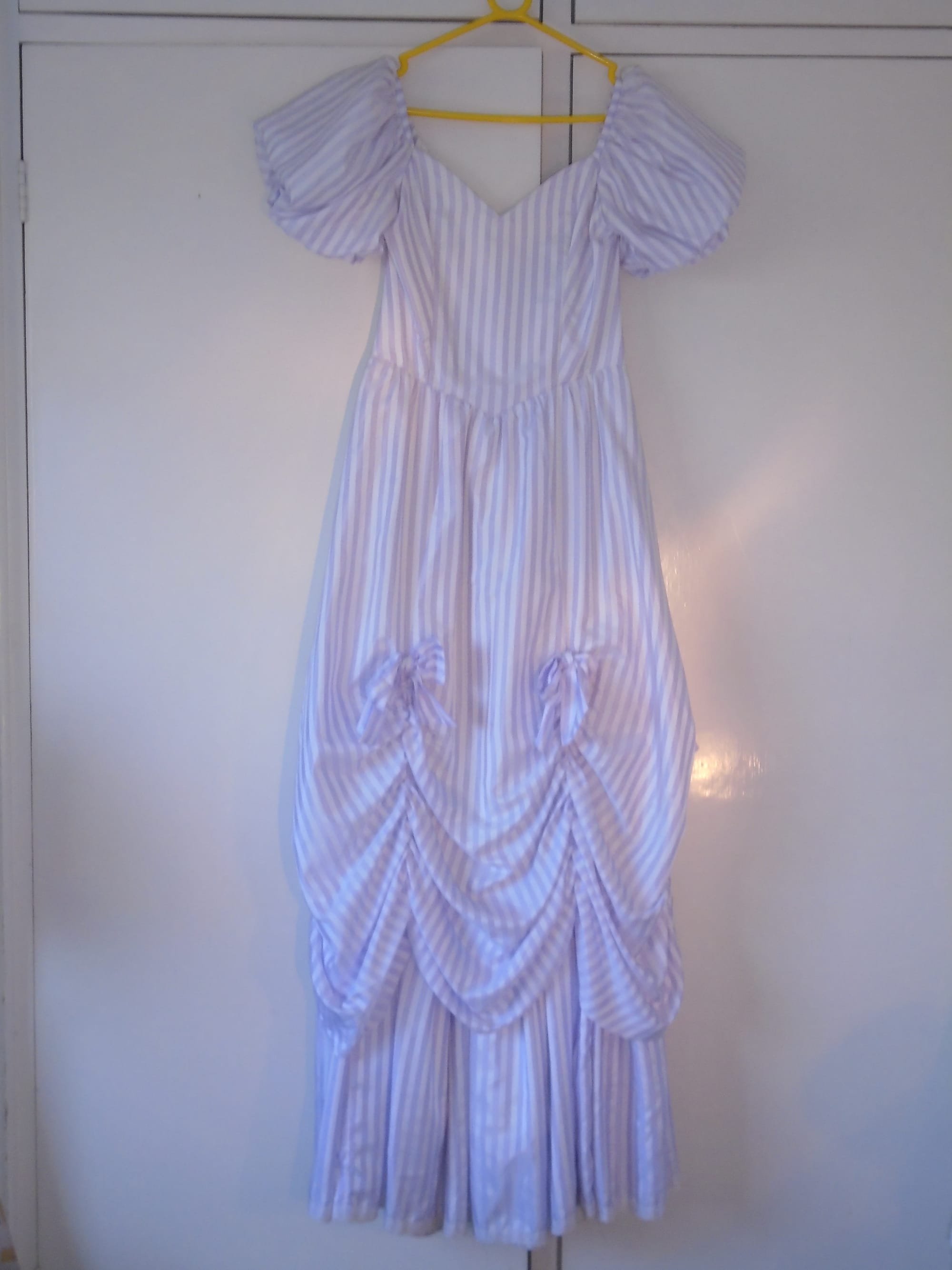 1029 Victorian Lilac Dress