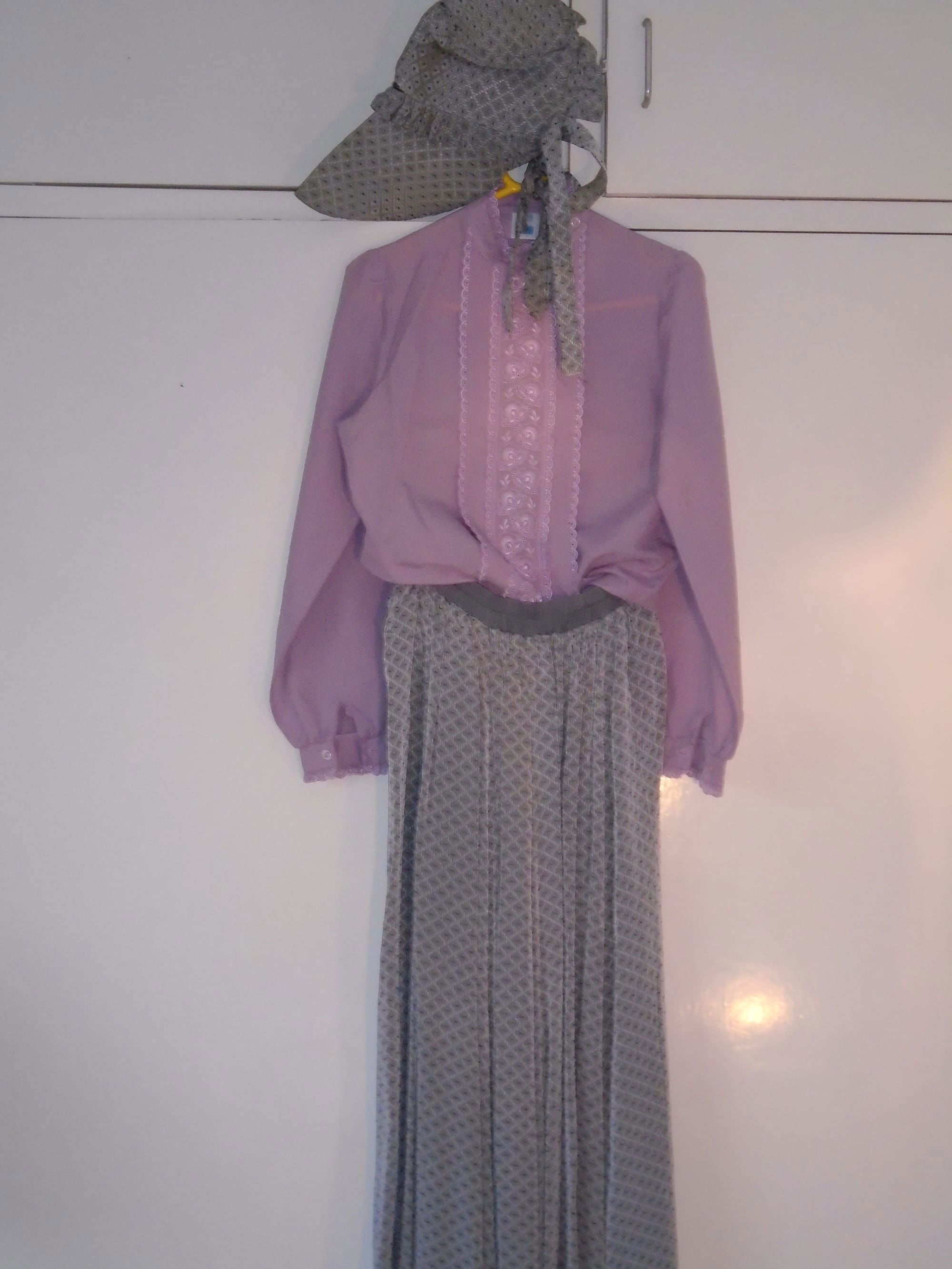 1037 Edwardian Skirt & Blouse