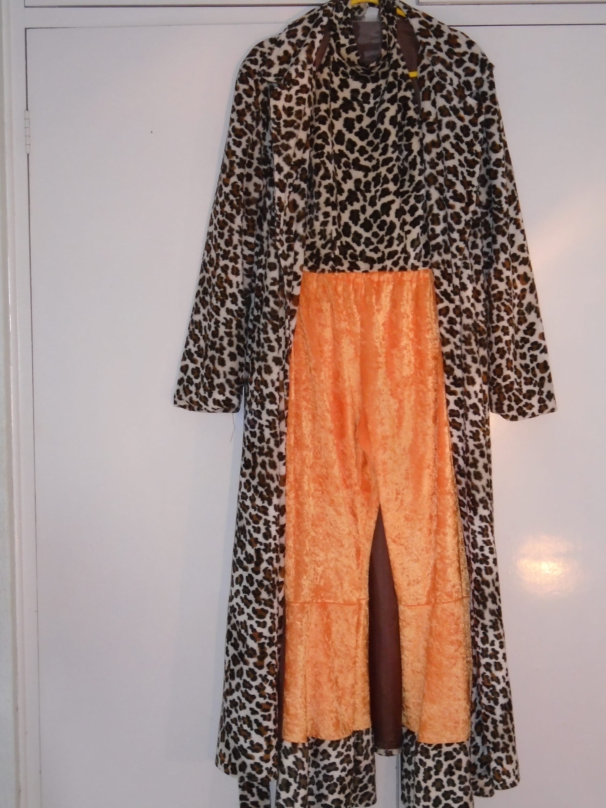904 Leopard Print 70s Outfit 3 pc
