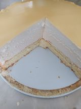 Fehér csokis sós karamell torta