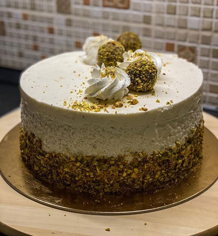 Pisztáciás túrógombóc torta