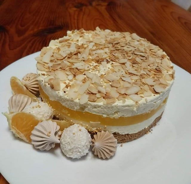 Narancsos vanília torta hozzáadott cukor és liszt nélkül