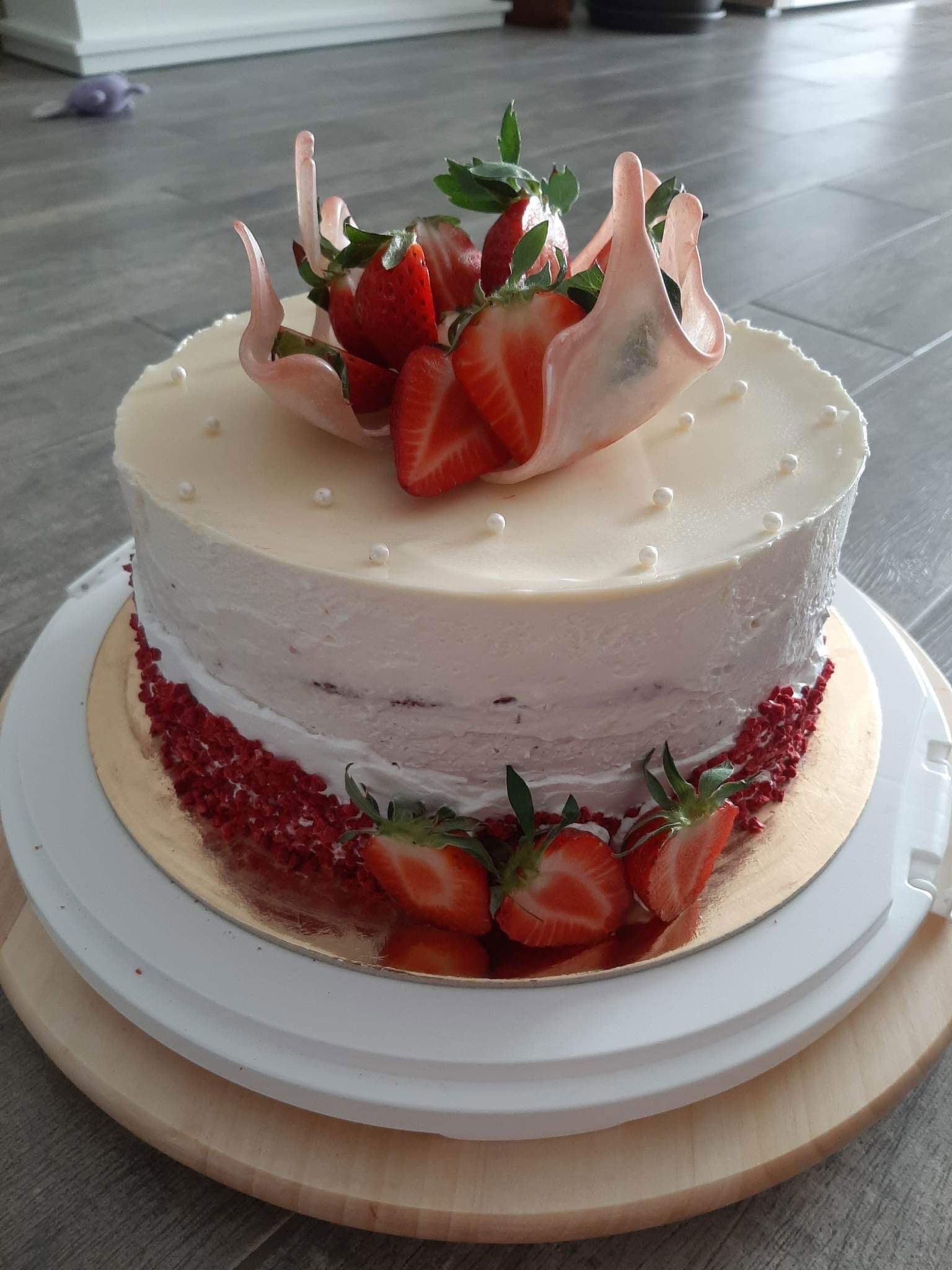 Erdei gyümölcsös joghurt mousse torta