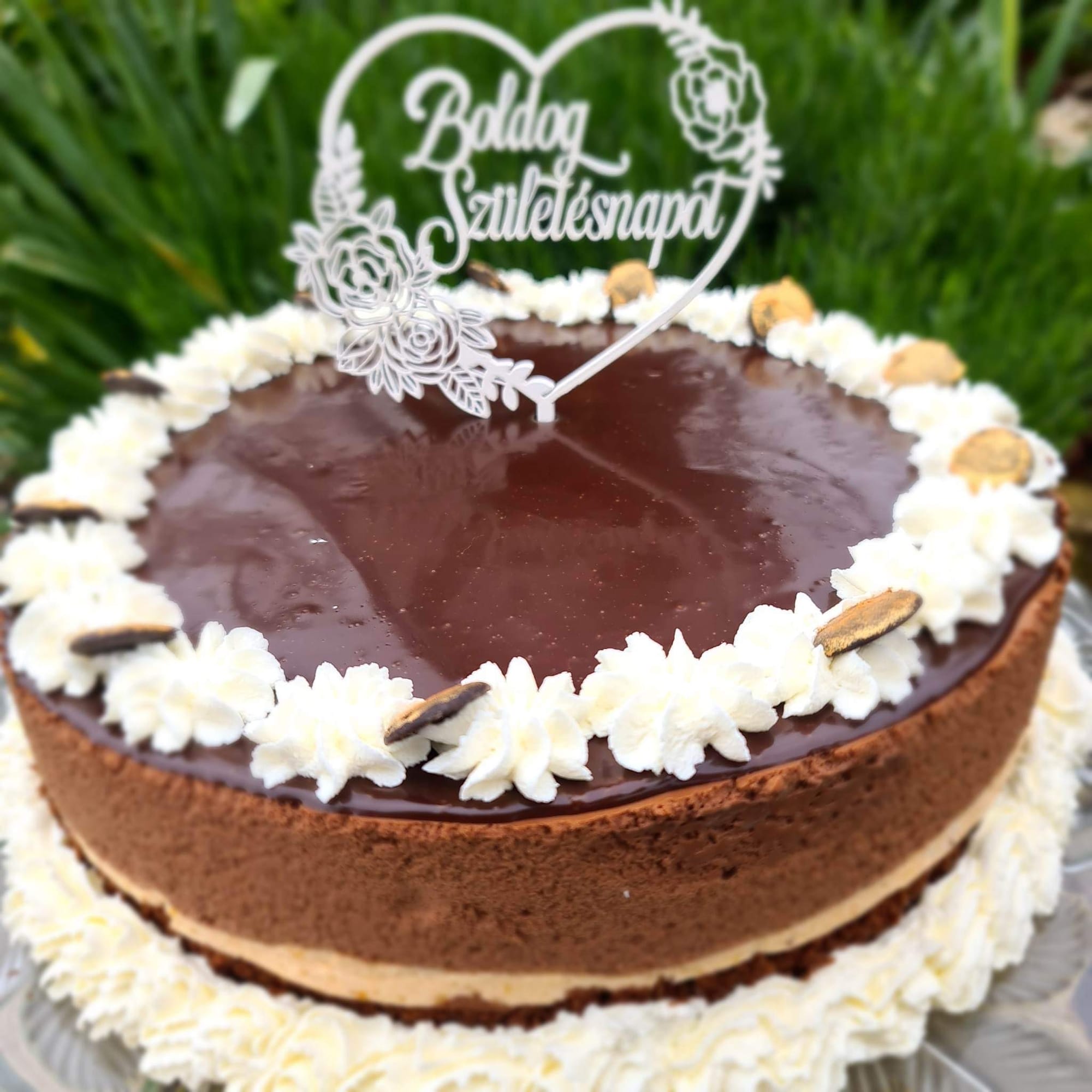 Sacher mousse torta