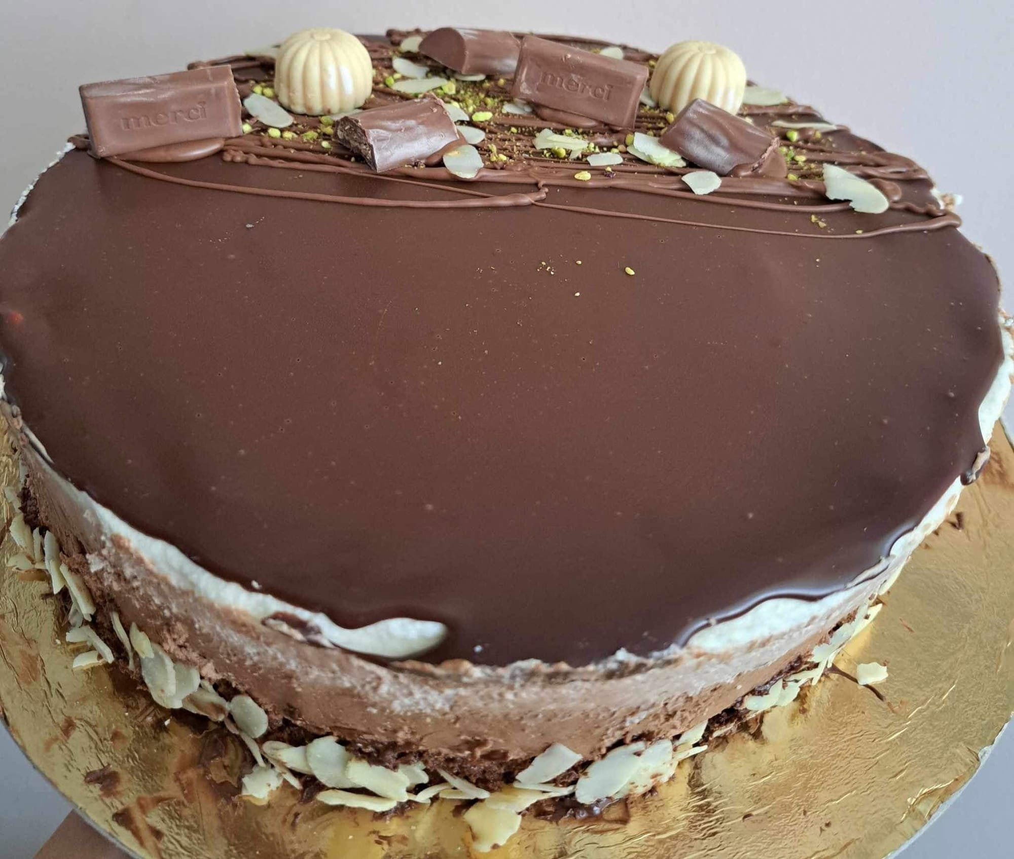 Triplacsoki mousse torta