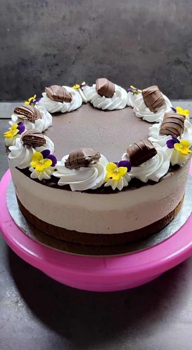 Kinder bueno torta