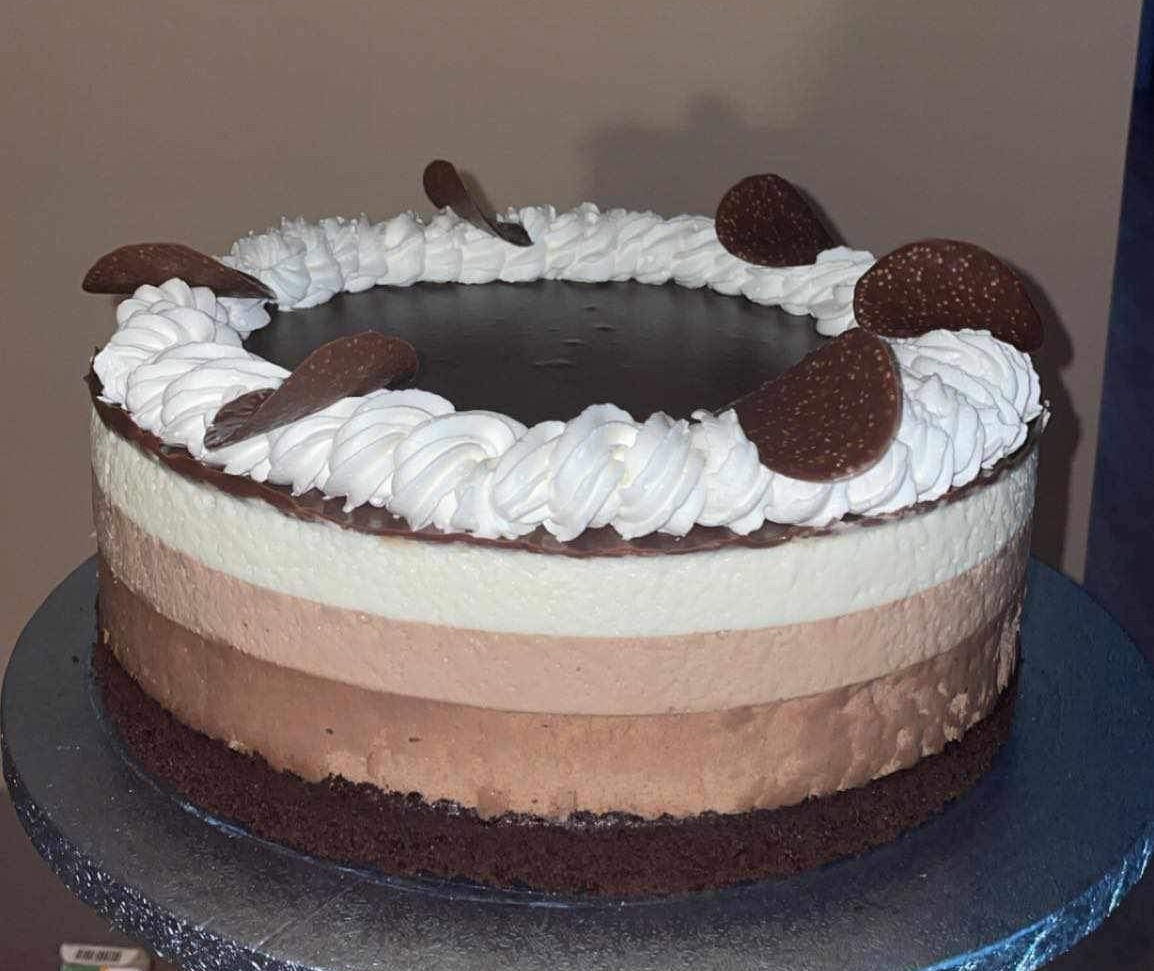 Triplacsoki mousse torta