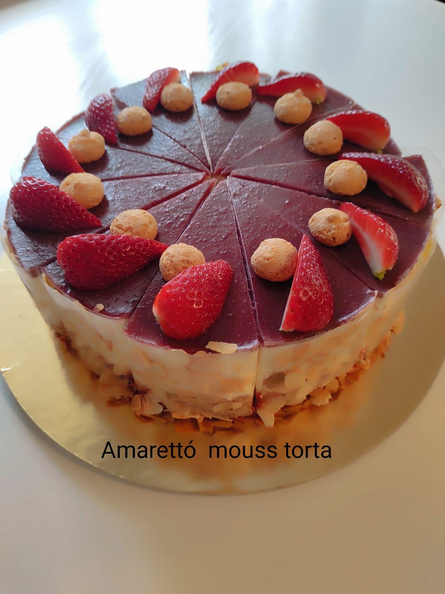 Amaretto torta