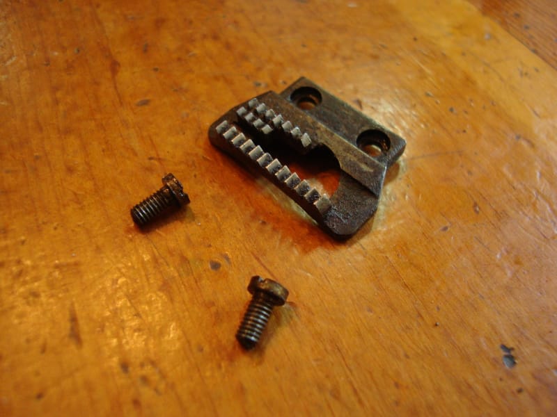 Singer 15 Sewing Machine Feed Dog