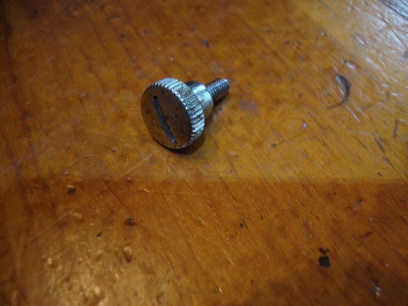 Sears Kenmore 158.1789280 presser foot thumb screw