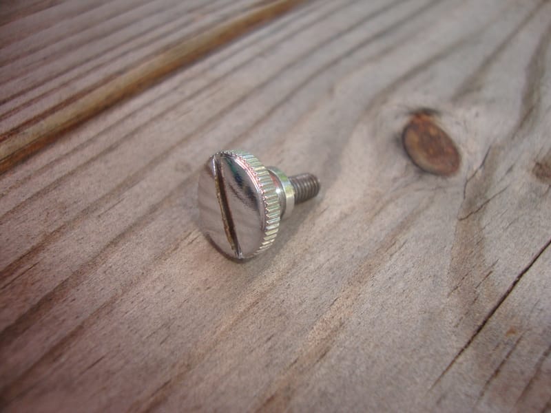 Sears Kenmore 385.1884180 presser foot thumb screw