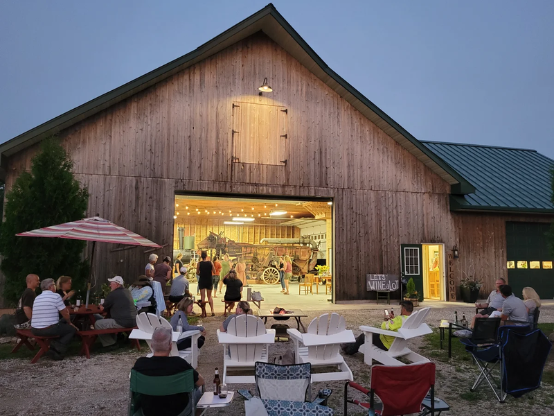 Adam Lee Live at WINEaLOT Vineyards
