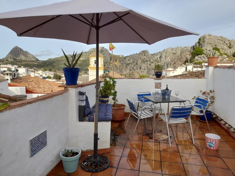 CASA REAL, MONTEJAQUE - Offers over 160,000€