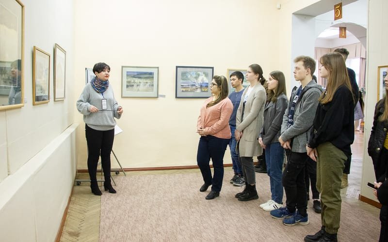 Студенты ПГУ посетили Государственный художественный музей