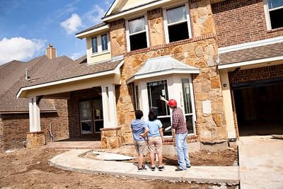 Employing a Custom-made House Building Contractor  image