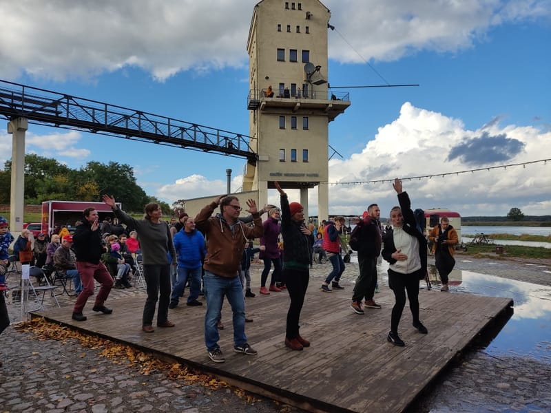 Das Oderbruch tanzt BRUCHSTÜCKE