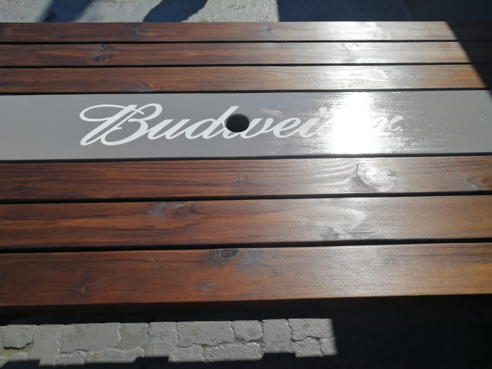 Specialized Logo's for Restaurant tables