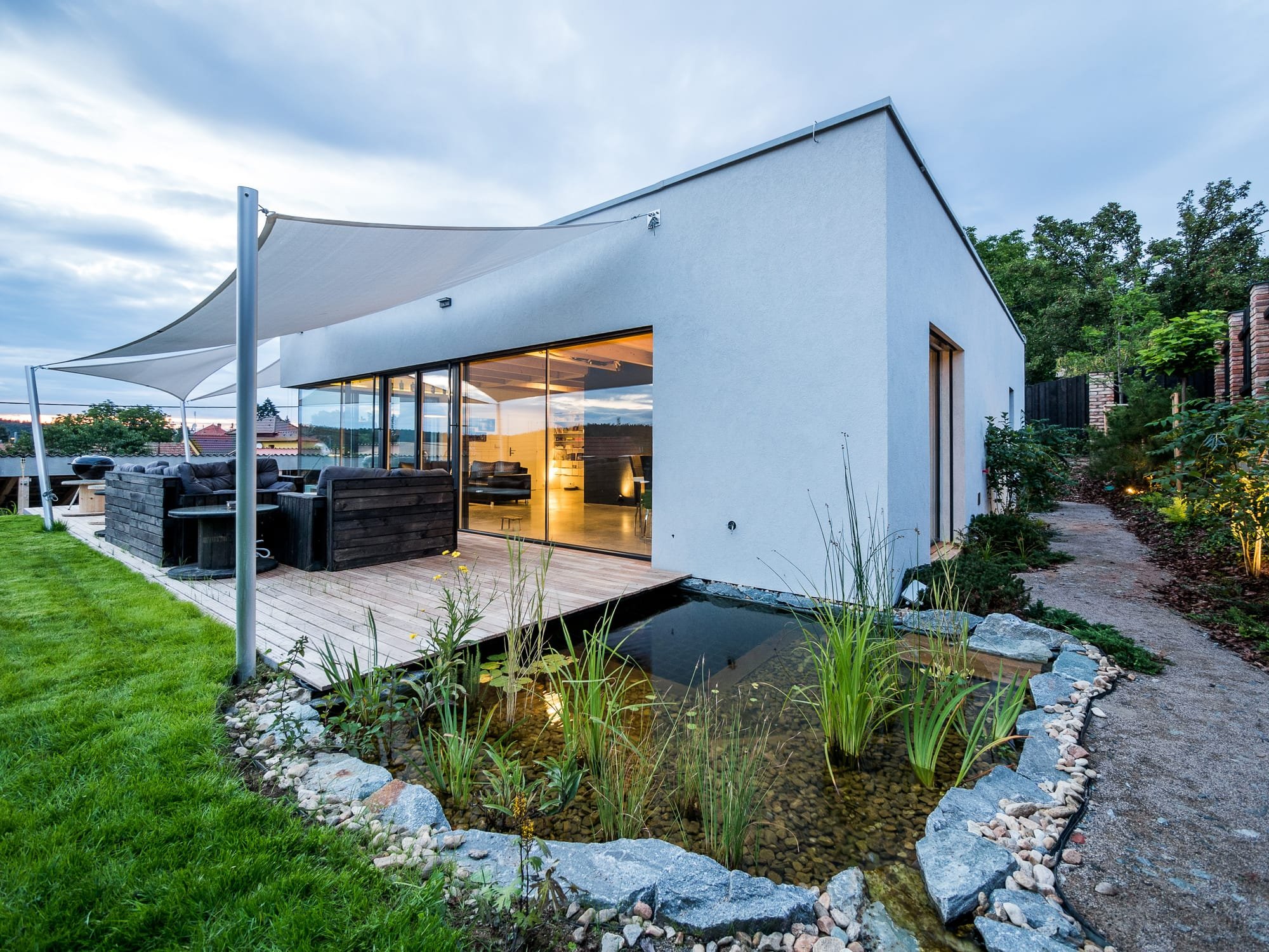 Moderní bungalov s rovnou střechou | ZENHOME