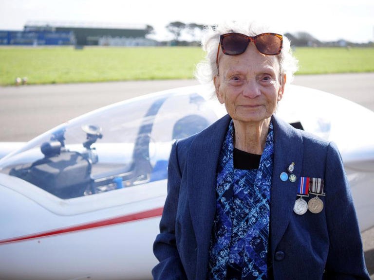99-year-old World War II aircraft plotter takes to skies in glider