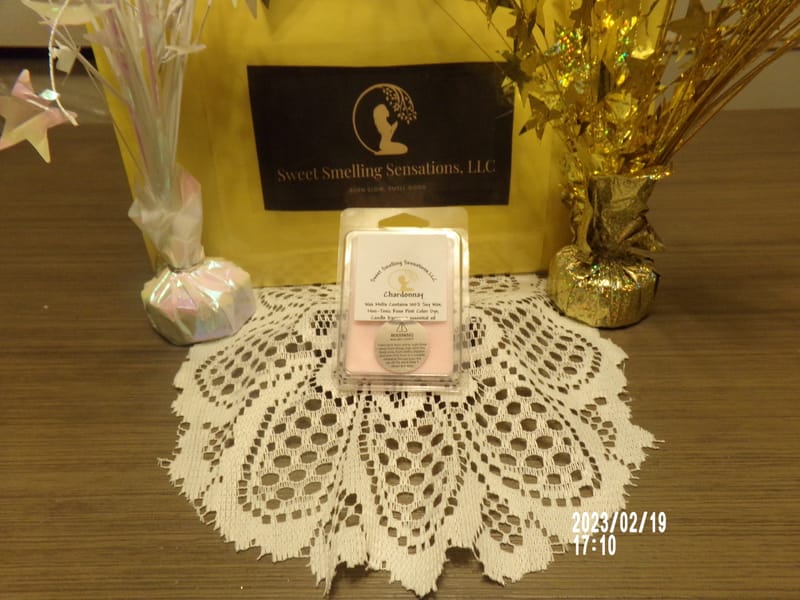 100 Colorful Soy Wax Hand Poured Candle safe for children, Allergies&amp;amp;amp;